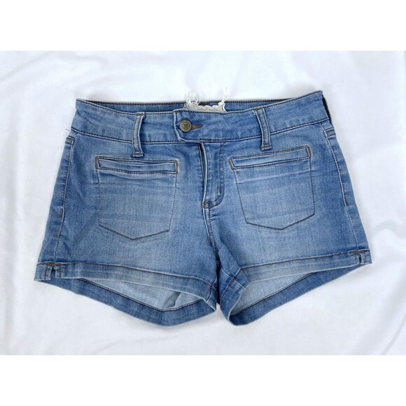 Altar’d State Women 26/3 Denim Jean Shorts Front Pockets Juniors - Picture 1 of 6